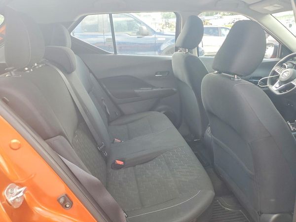 2022 NISSAN KICKS SV