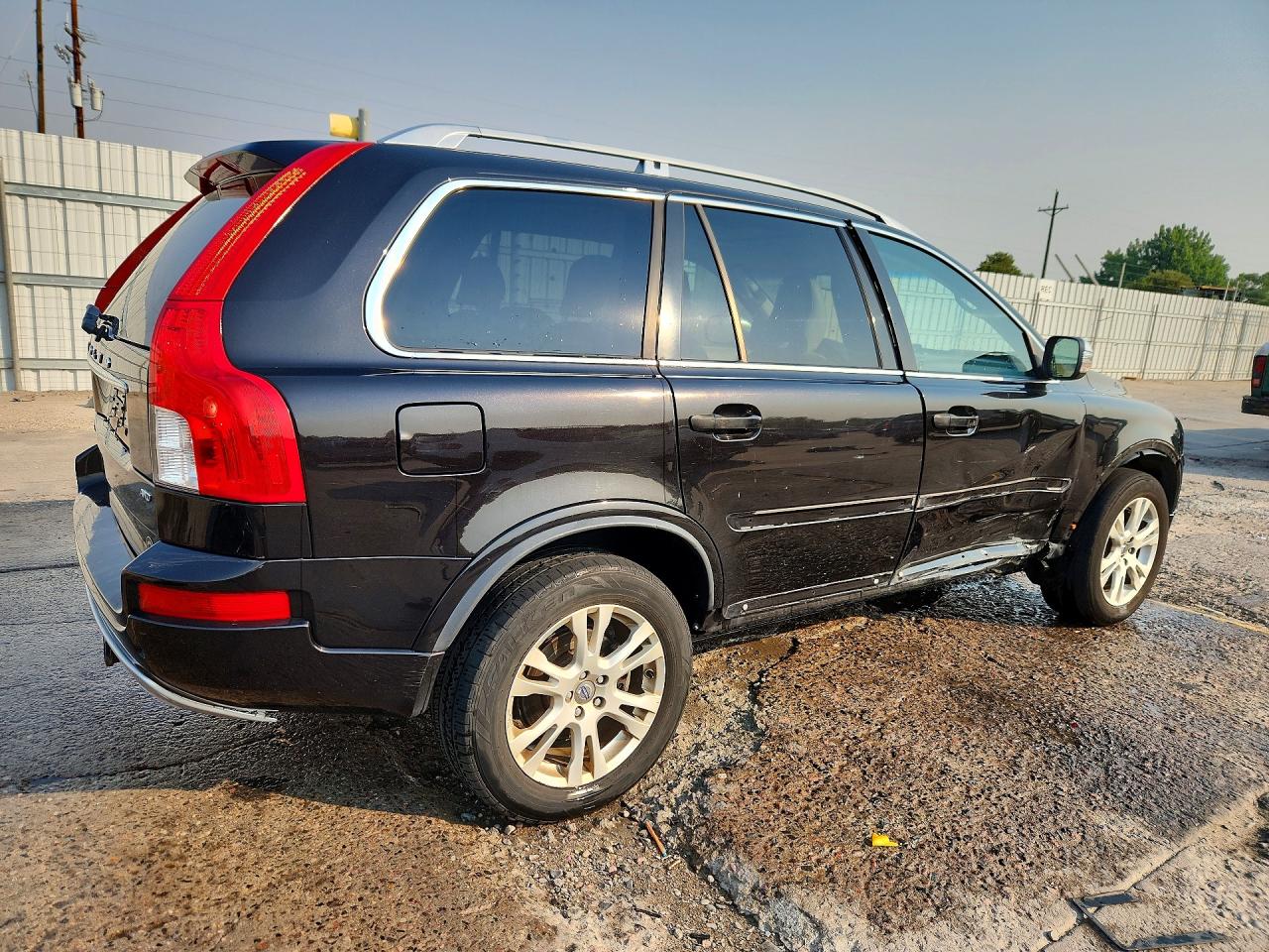 2013 VOLVO XC90