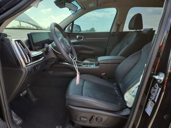 2025 KIA SORENTO