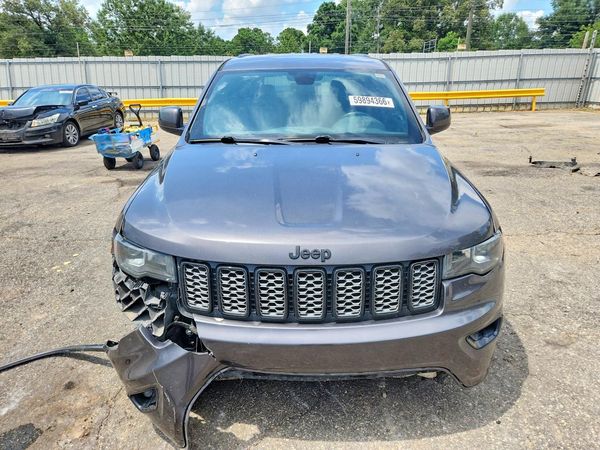 2018 JEEP GRAND CHEROKEE LAREDO 4X2