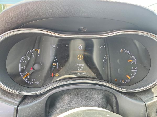 2018 JEEP GRAND CHEROKEE LAREDO 4X2