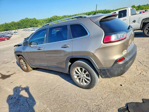 2019 JEEP CHEROKEE LATITUDE FWD