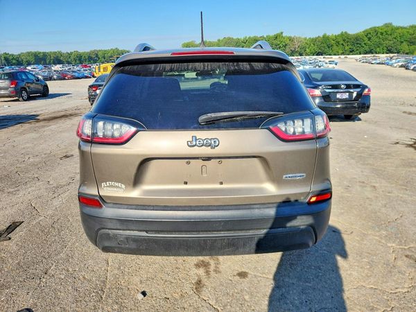 2019 JEEP CHEROKEE LATITUDE FWD