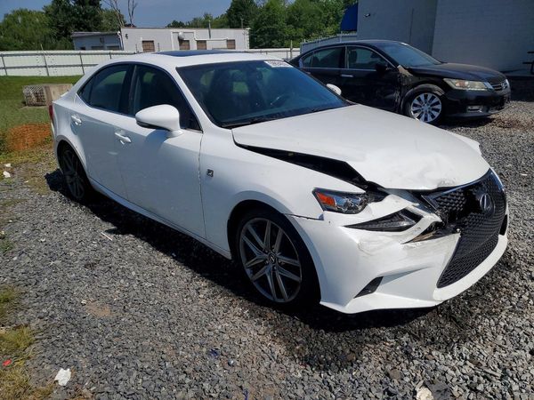 2016 LEXUS IS 300
