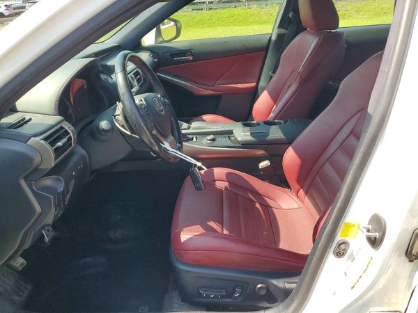 2016 LEXUS IS 300