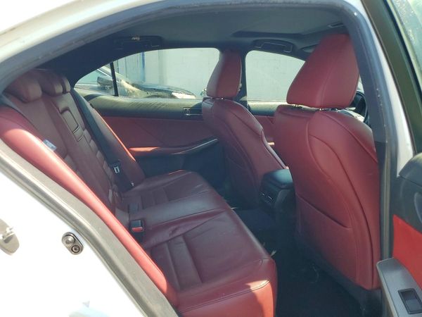 2016 LEXUS IS 300