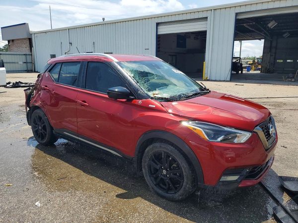2020 NISSAN KICKS