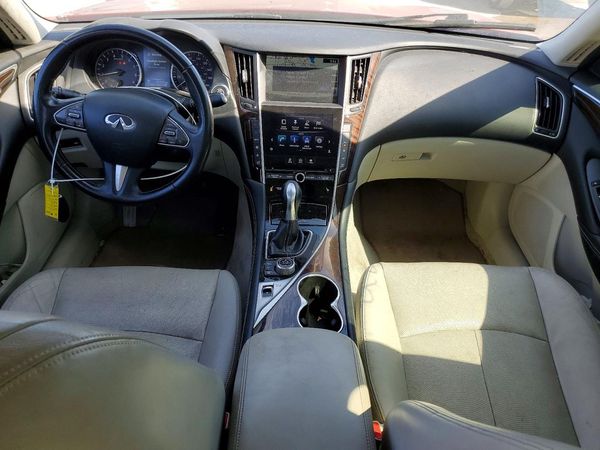 2015 INFINITI Q50