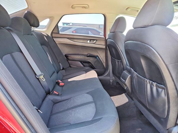 2022 KIA K5 LXS