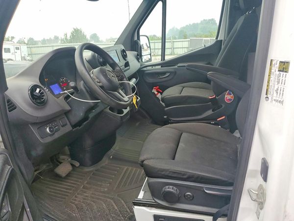 2021 MERCEDES-BENZ SPRINTER