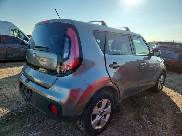 2018 KIA SOUL Base