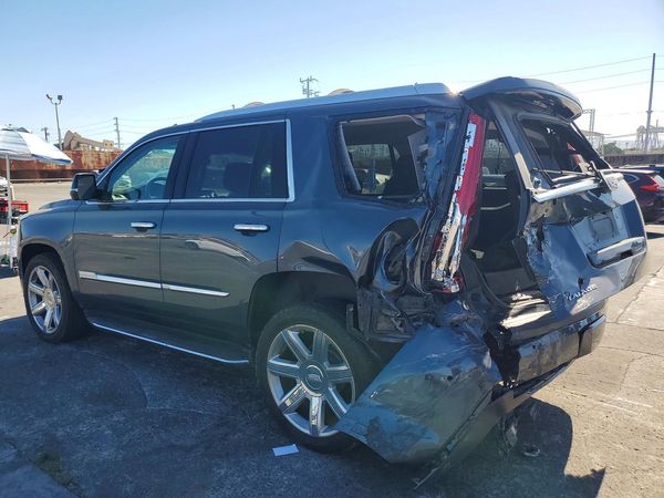 2019 CADILLAC ESCALADE Luxury