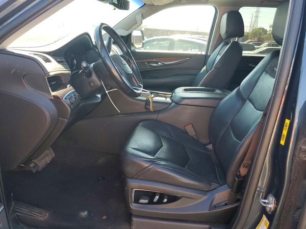 2019 CADILLAC ESCALADE Luxury