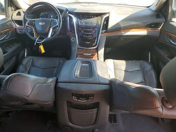 2019 CADILLAC ESCALADE Luxury