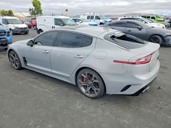 2021 KIA STINGER GT2