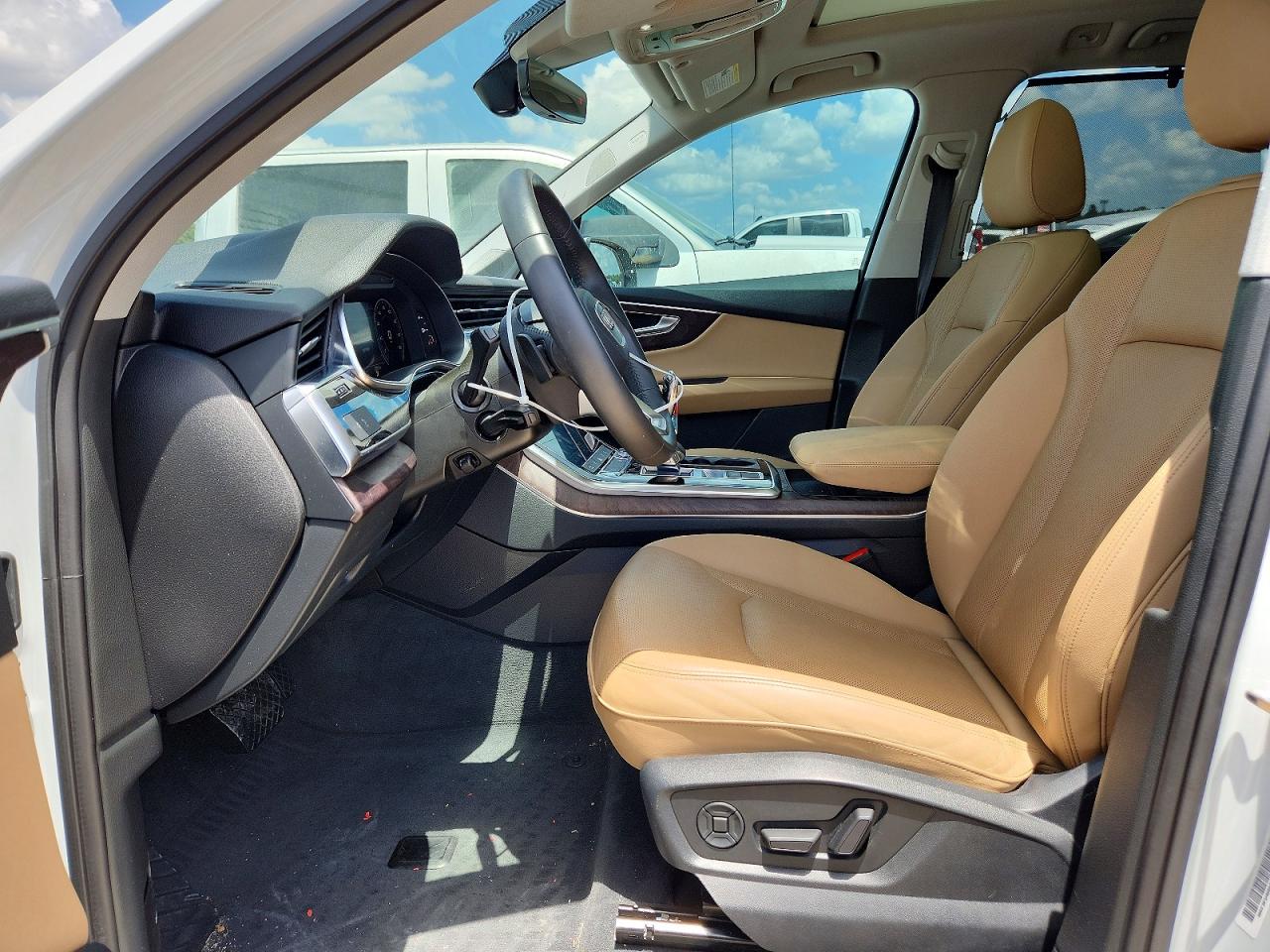 2020 AUDI Q7 quattro Premium Plus