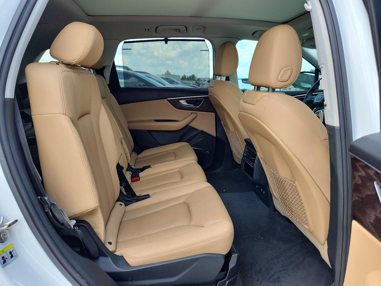 2020 AUDI Q7 quattro Premium Plus