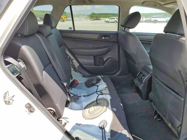 2019 SUBARU OUTBACK