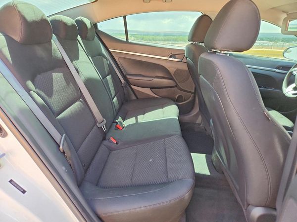 2019 HYUNDAI ELANTRA