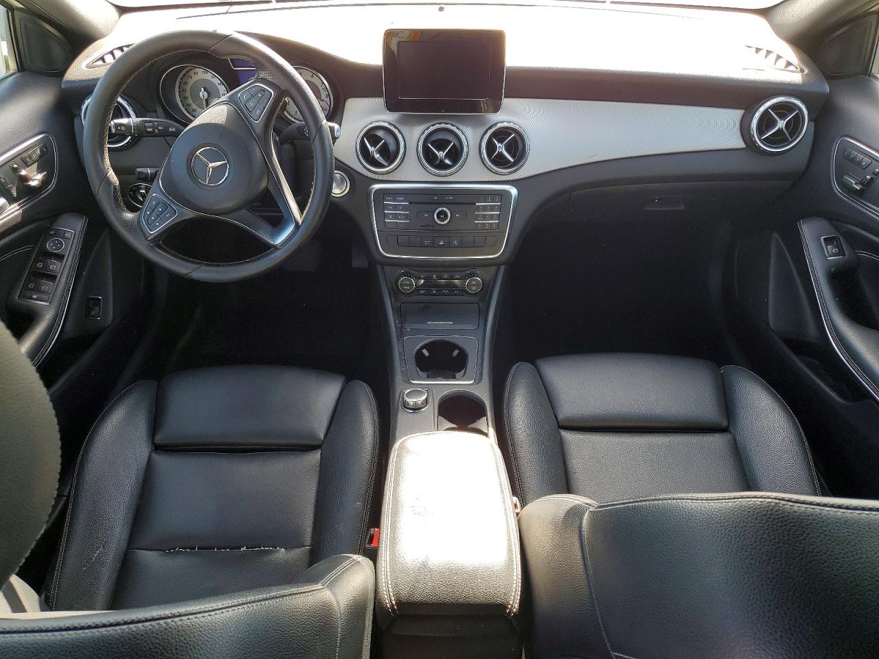 2017 MERCEDES-BENZ GLA GLA250