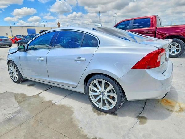 2017 VOLVO S60 Platinum