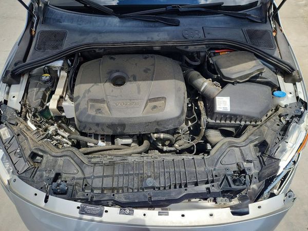 2017 VOLVO S60 Platinum