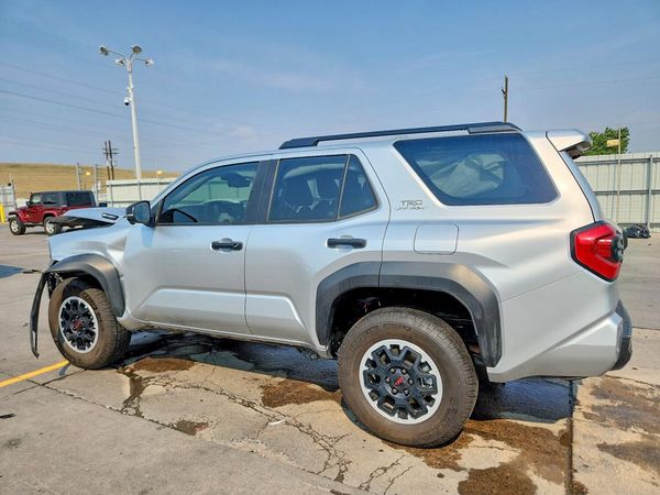 2025 TOYOTA 4RUNNER