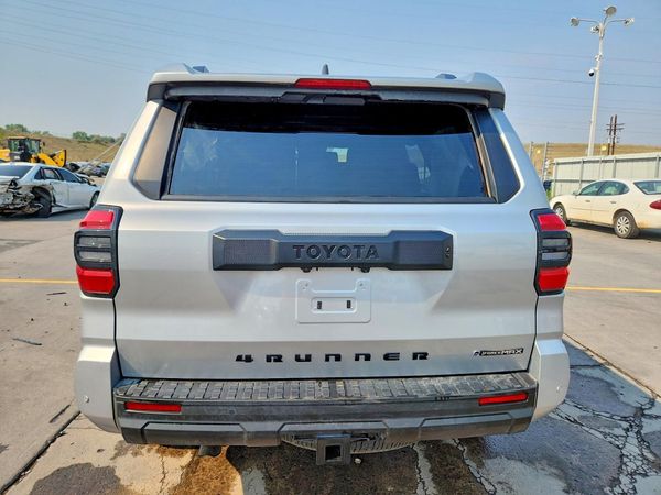 2025 TOYOTA 4RUNNER