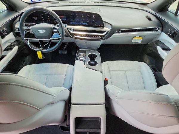 2024 CADILLAC LYRIQ