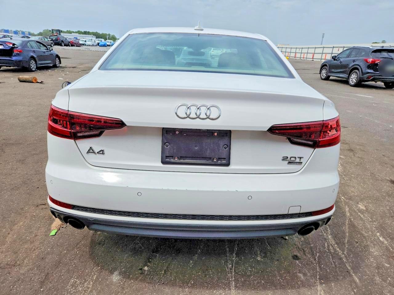 2018 AUDI A4 Prestige