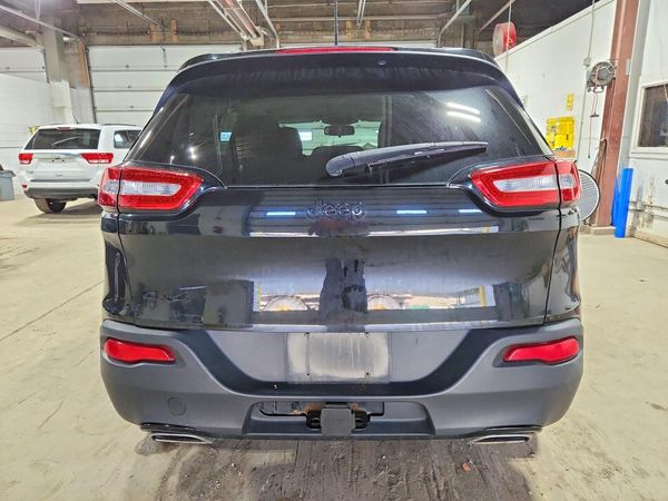 2017 JEEP CHEROKEE SPORT 4X4