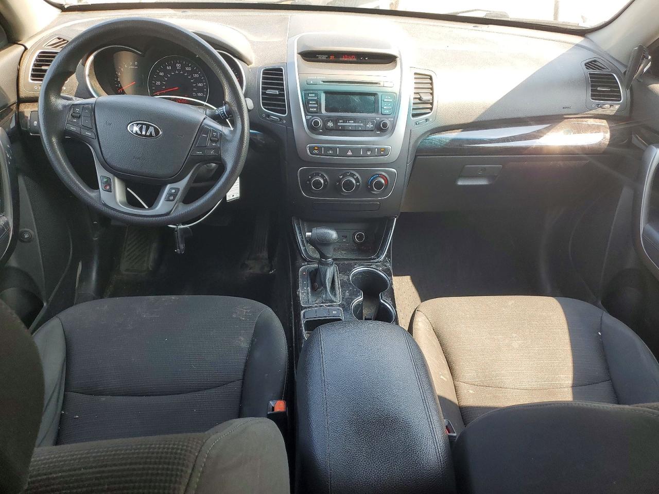 2015 KIA SORENTO GL