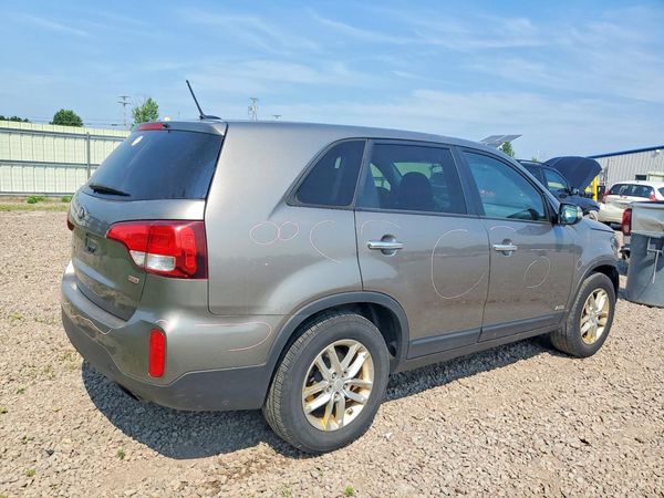 2015 KIA SORENTO GL