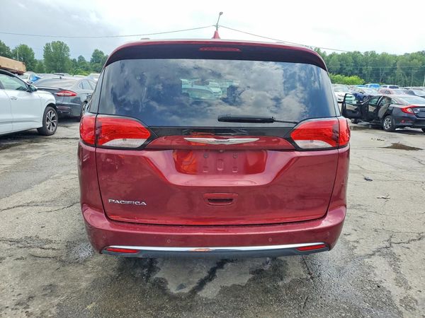 2017 CHRYSLER PACIFICA Touring L Plus