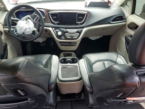 2017 CHRYSLER PACIFICA Touring L Plus