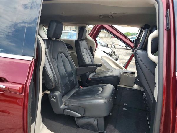 2017 CHRYSLER PACIFICA Touring L Plus