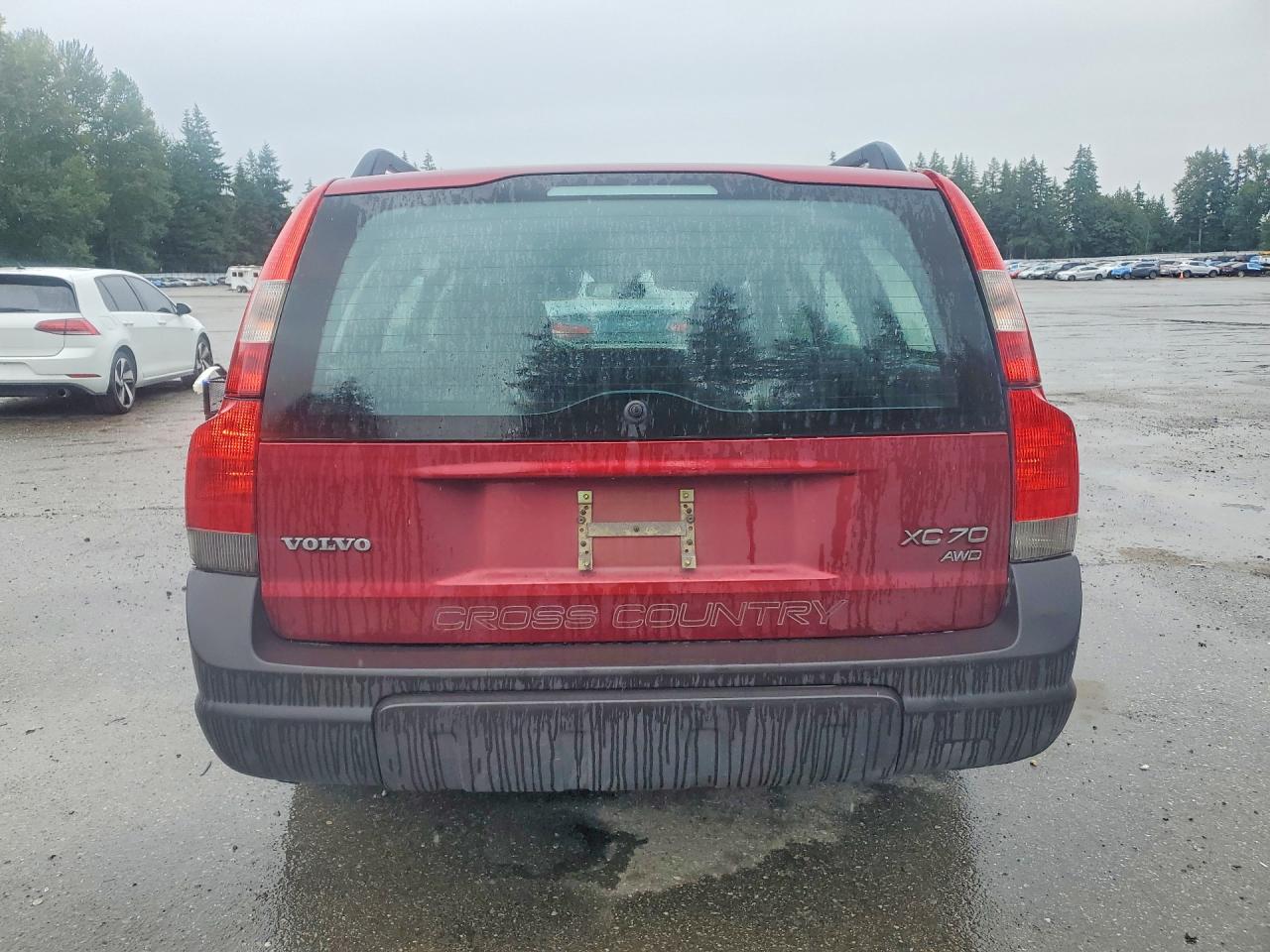 2003 VOLVO XC70