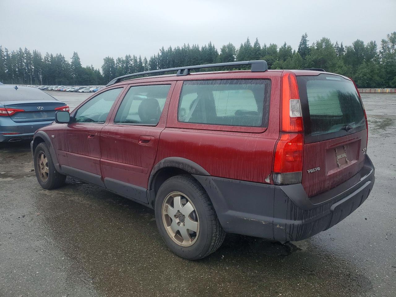 2003 VOLVO XC70