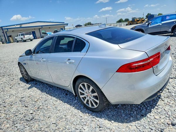 2019 JAGUAR XE