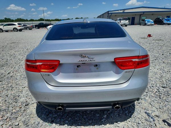 2019 JAGUAR XE