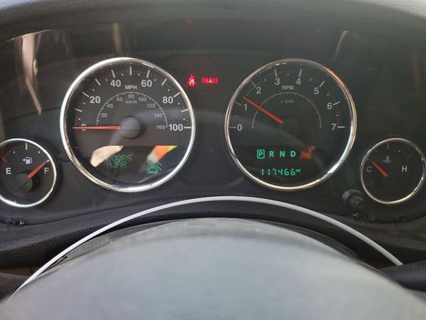 2015 JEEP WRANGLER UNLIMITED SAHARA 4X4