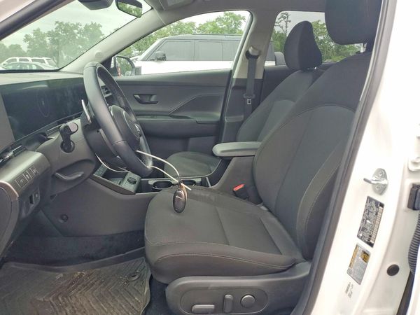 2025 HYUNDAI KONA SEL Convenience
