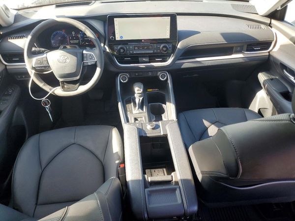 2026 TOYOTA GRAND HIGHLANDER