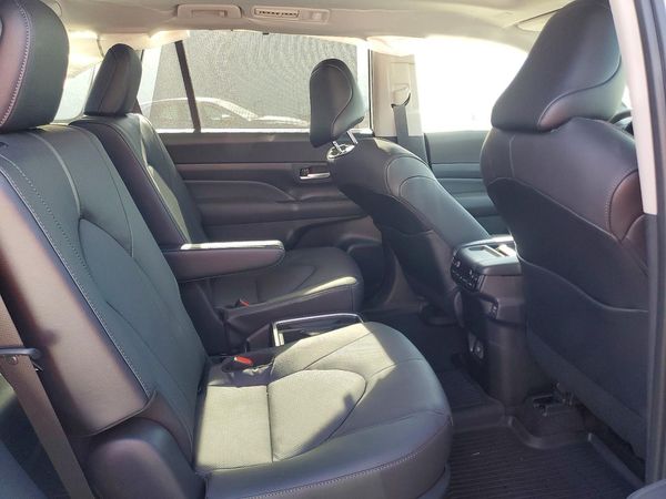 2026 TOYOTA GRAND HIGHLANDER