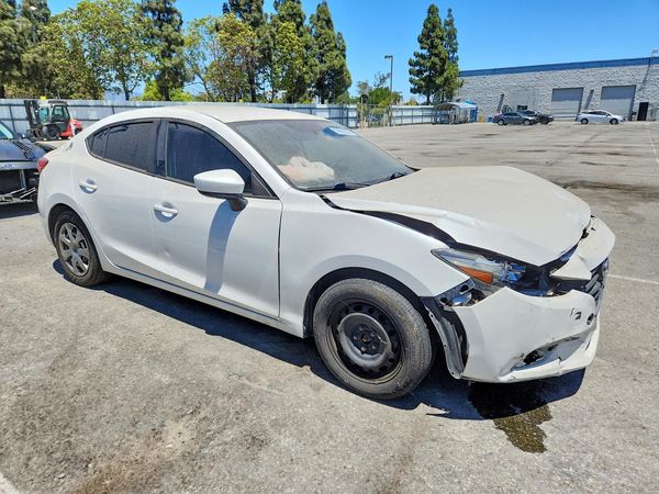 2017 MAZDA 3 Sport