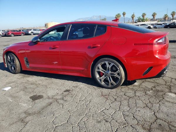 2019 KIA STINGER GT2