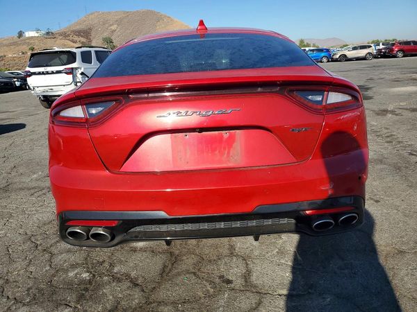 2019 KIA STINGER GT2