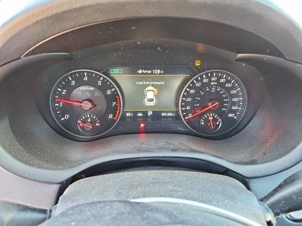2019 KIA STINGER GT2