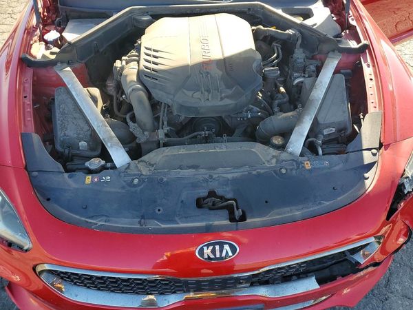 2019 KIA STINGER GT2