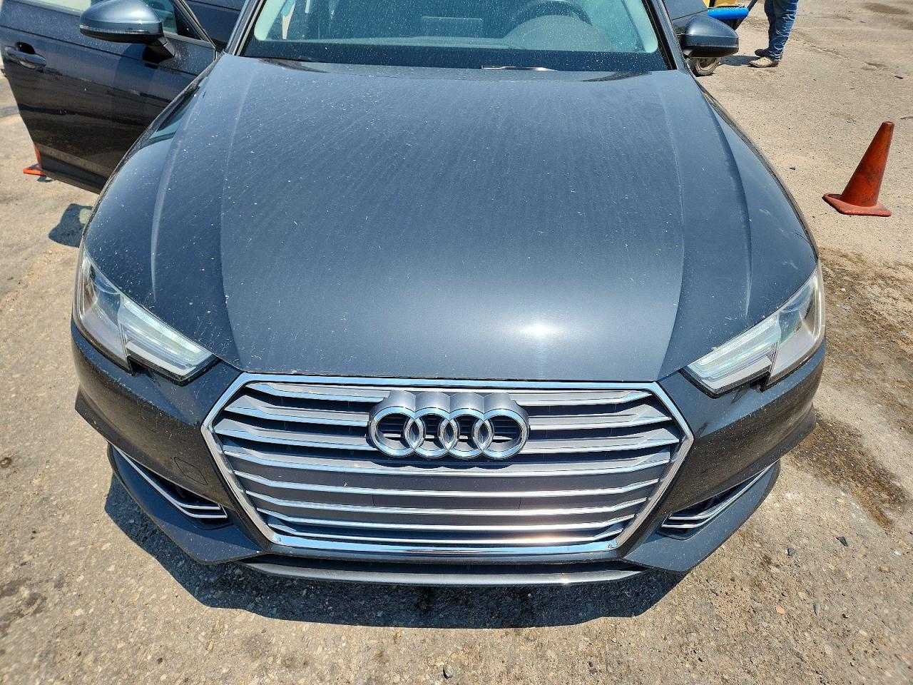 2018 AUDI A4